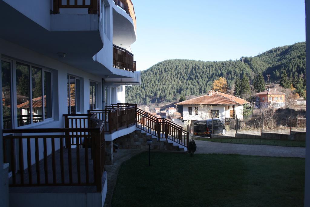 בורובץ Apartments Eagle Rock Mountain מראה חיצוני תמונה